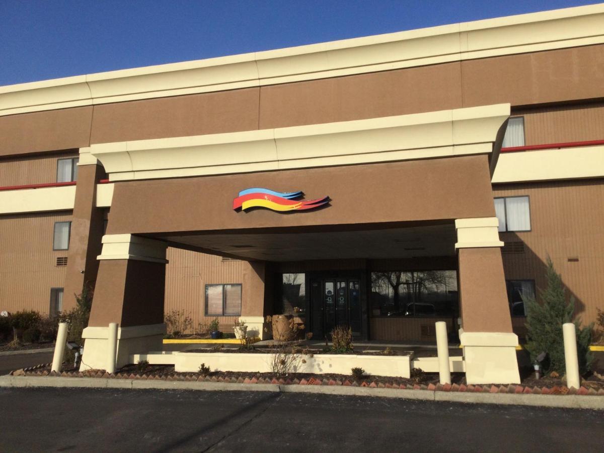 Baymont By Wyndham Detroit/Roseville Kültér fotó