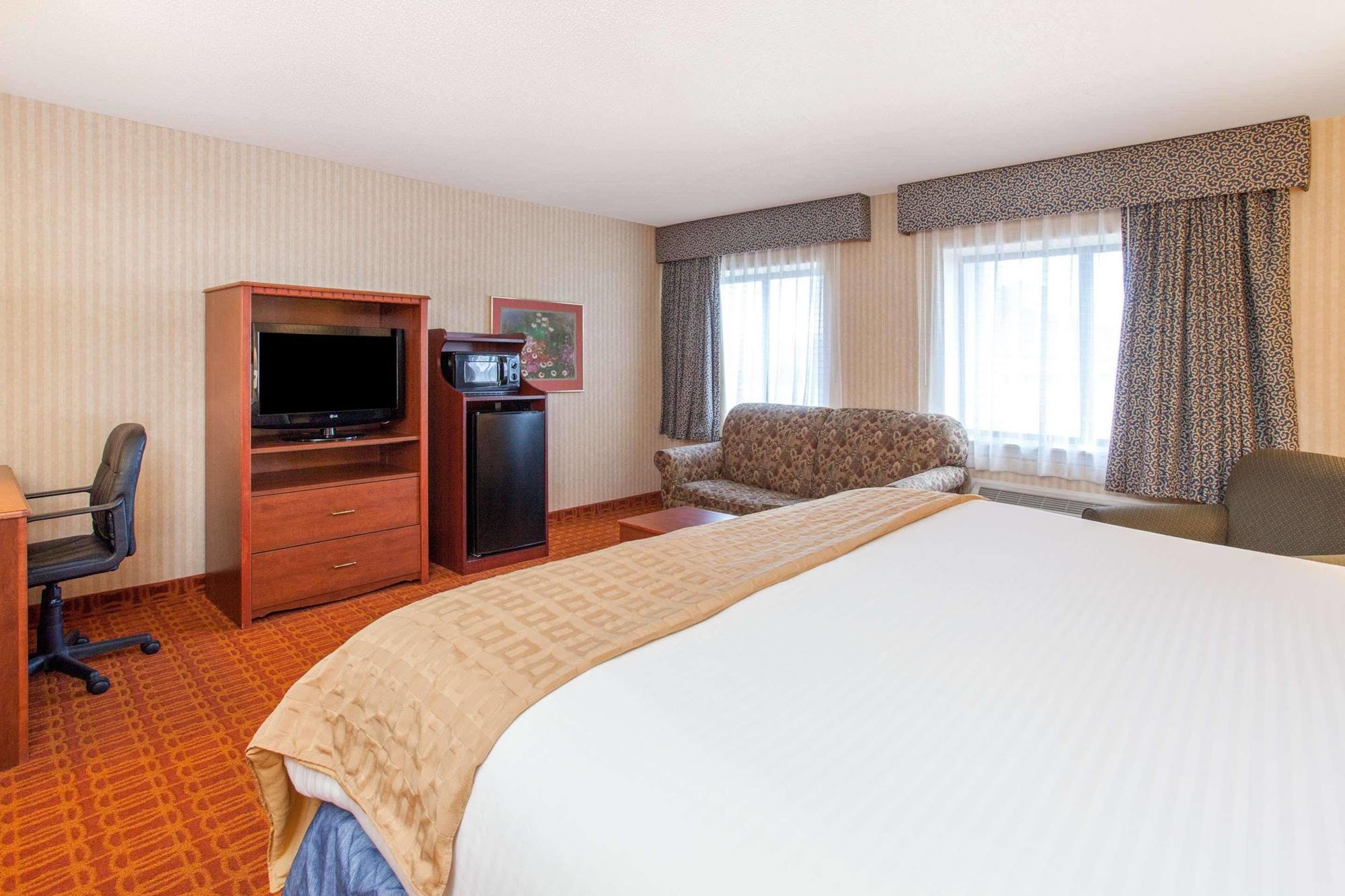 Baymont By Wyndham Detroit/Roseville Kültér fotó